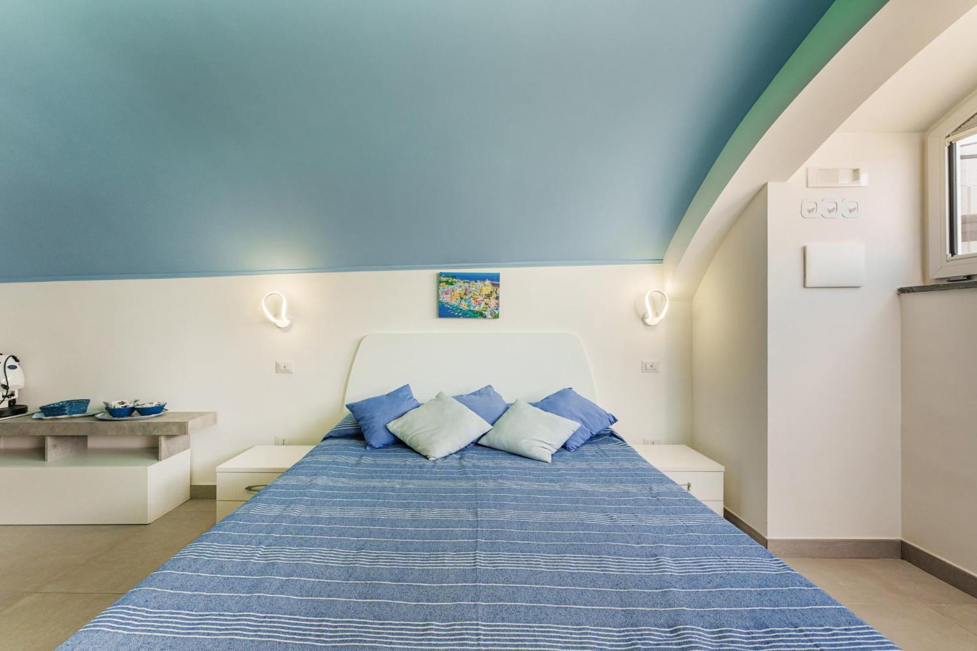 Le Rondinelle Rooms Procida Exterior photo