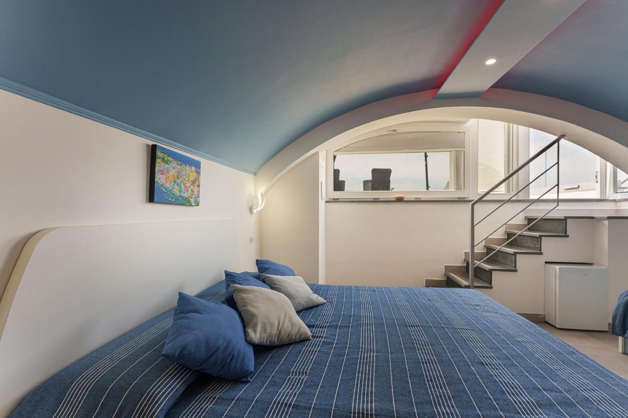 Le Rondinelle Rooms Procida Exterior photo