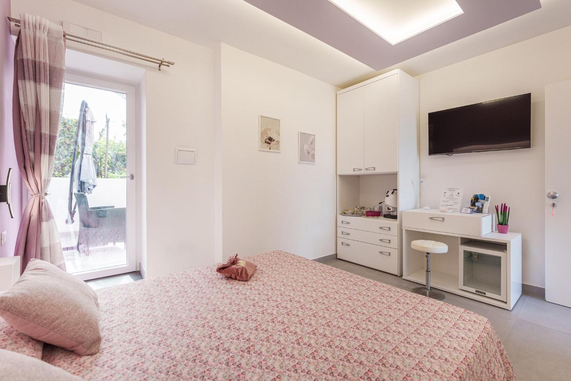 Le Rondinelle Rooms Procida Exterior photo
